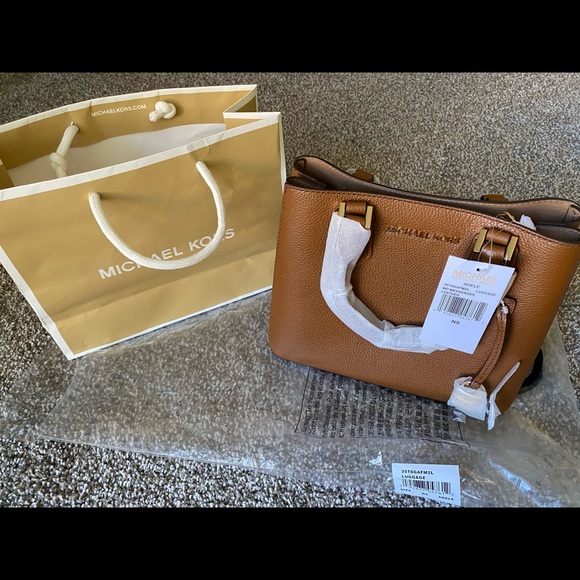 ‼️SOLD‼️MICHAEL KORS Adele Mercer Medium Luggage - Picture 1 of 7
